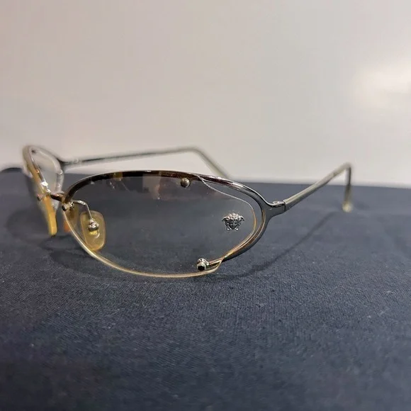 ヴェルサーチ n37 Versace | Accessories | Vintage Versace Unisex N37 Sunglasses